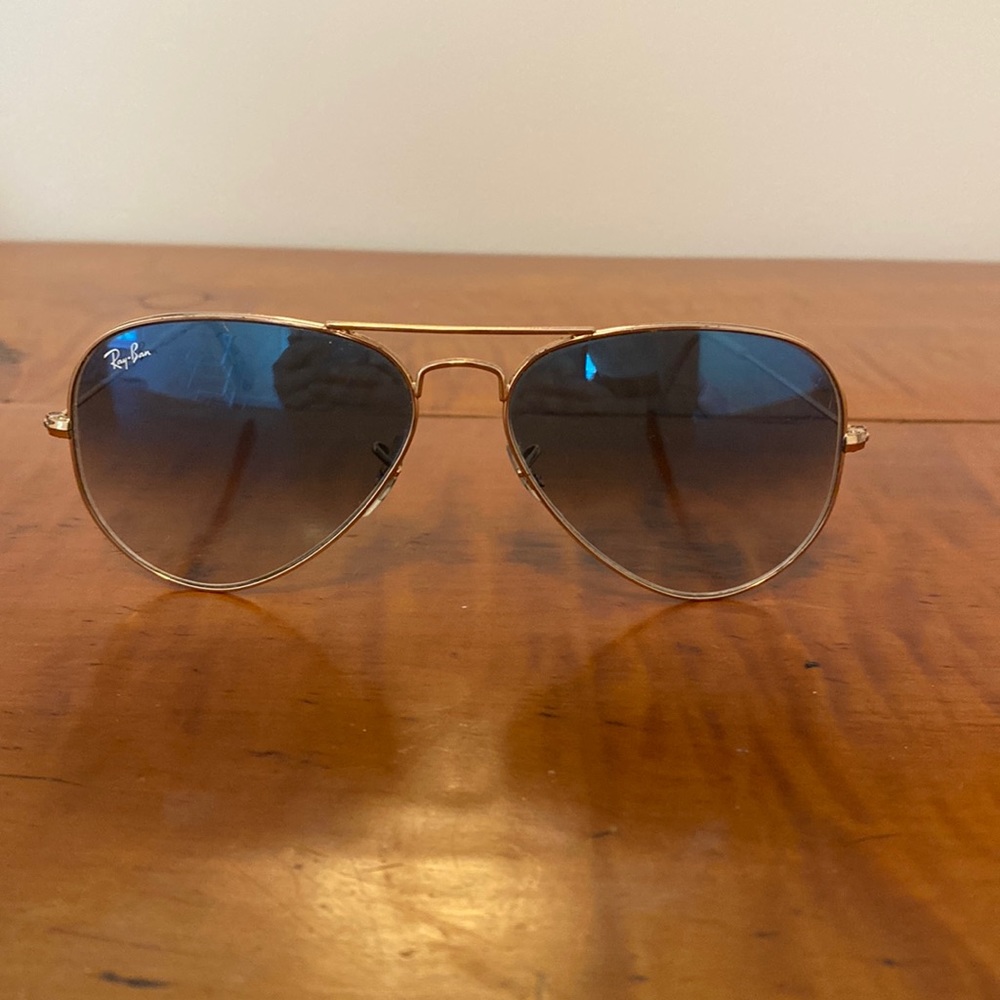 Womens aviator sunglasses with flash lenses in blue with gold rims